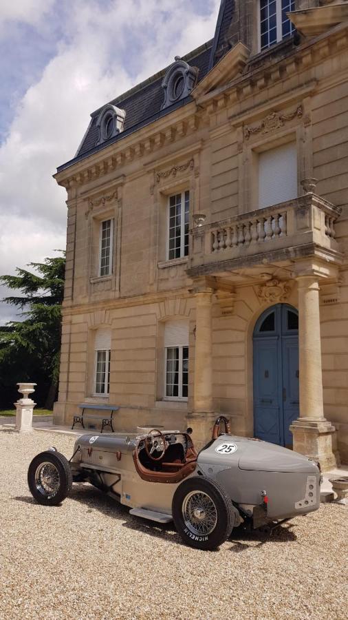 Villa Entiere Du Chateau Lacroix De Civrac 3 Ch, 3 Sdb, Piscine Xxl,Sauna, 4 Etoiles,7 Pers 외부 사진